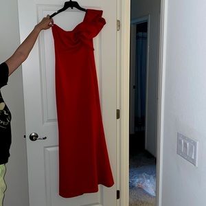 Size 2 Betsy & Adam Evening Gown